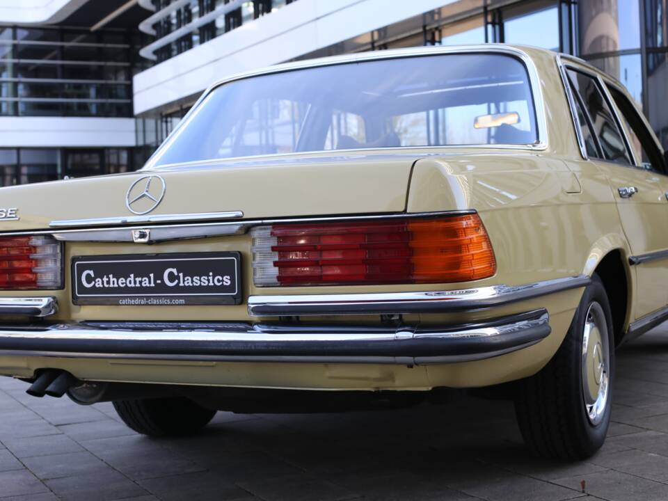 Bild 10/76 von Mercedes-Benz 280 SE (1977)
