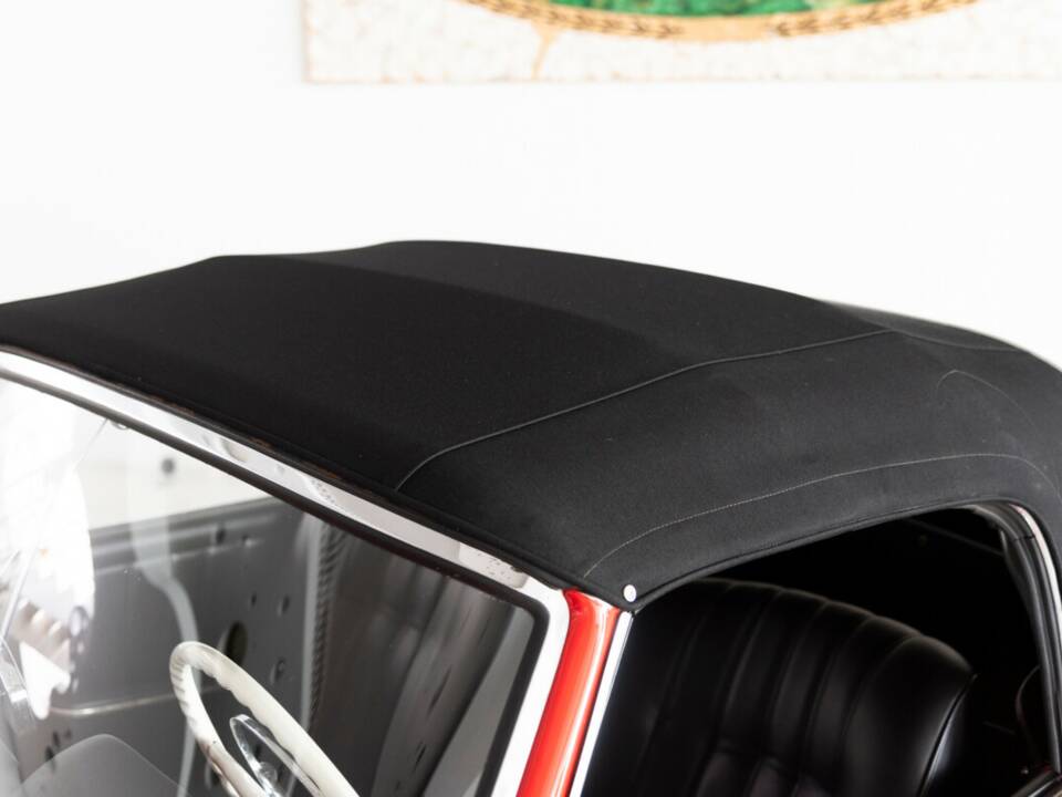 Image 15/35 of Mercedes-Benz 190 SL (1962)