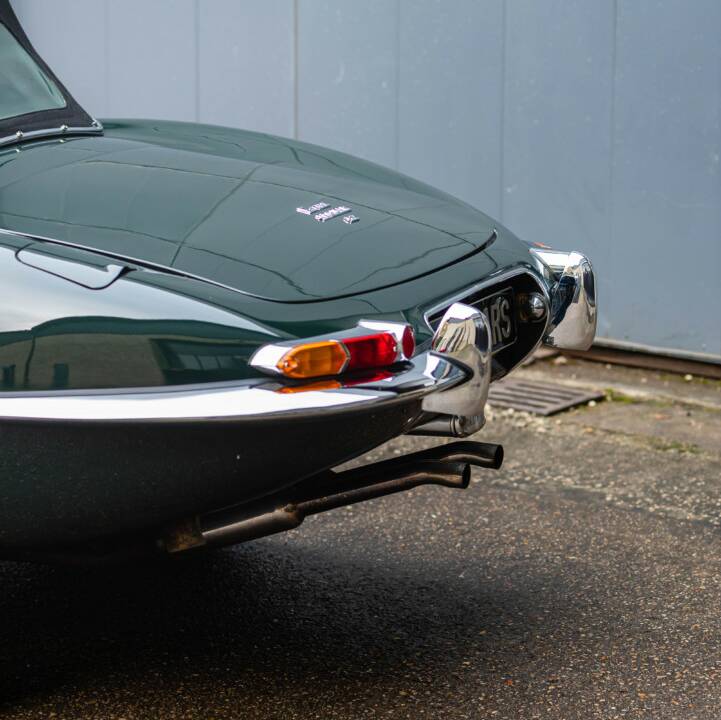 Image 12/48 de Jaguar Type E 4.2 (1965)