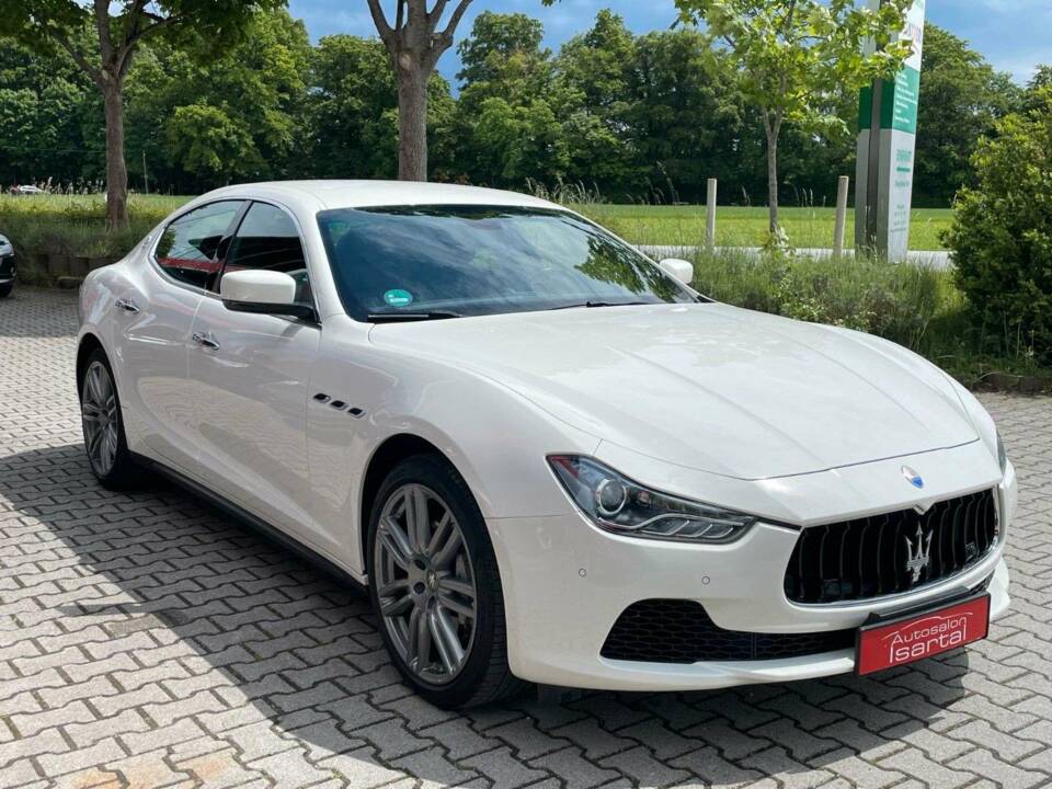 Image 3/18 of Maserati Ghibli (2014)