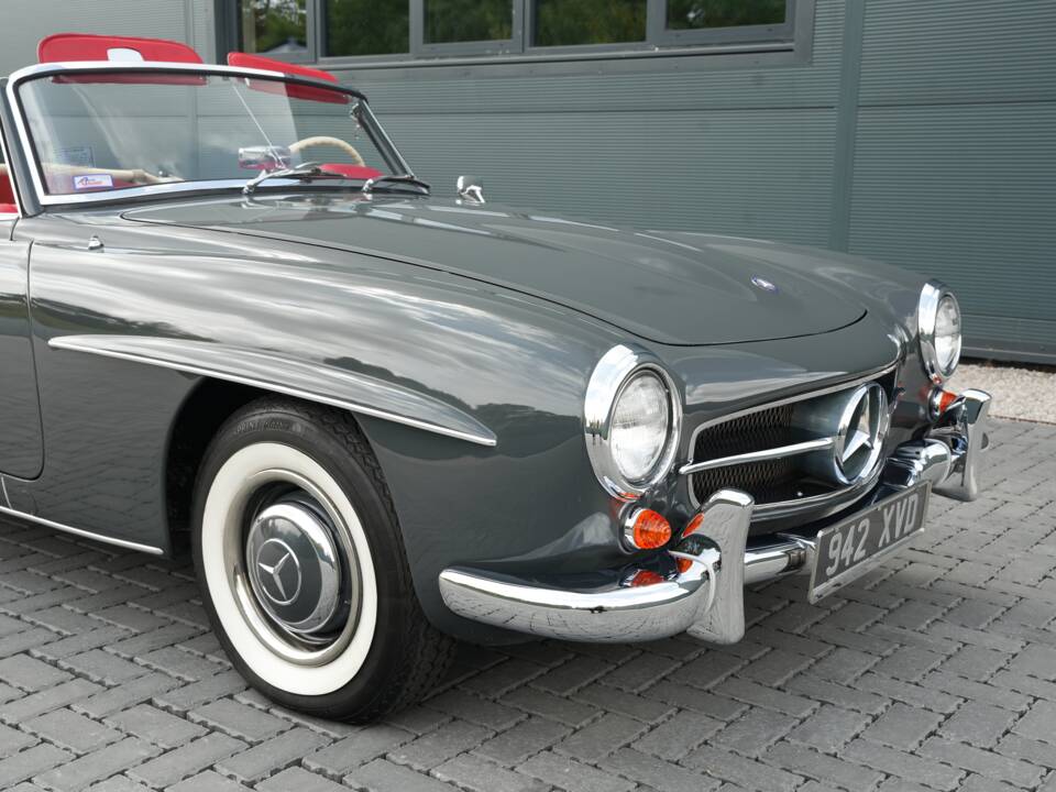 Image 25/50 de Mercedes-Benz 190 SL (1961)
