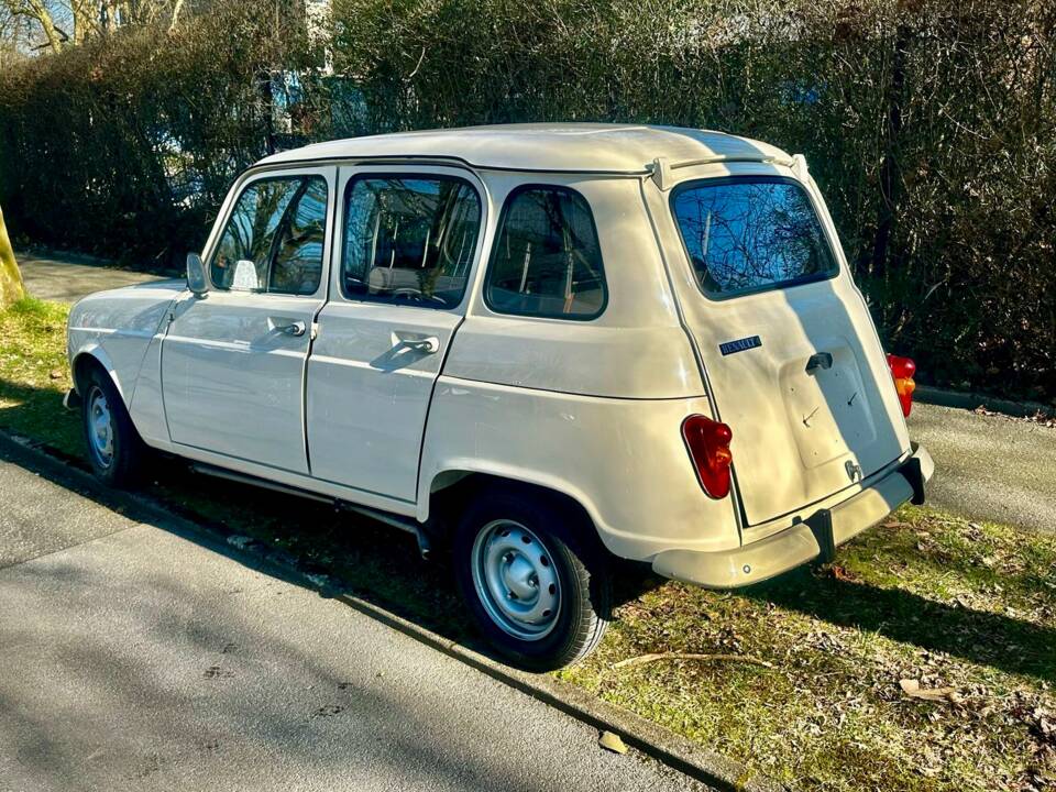Immagine 3/30 di Renault R 4 (1980)