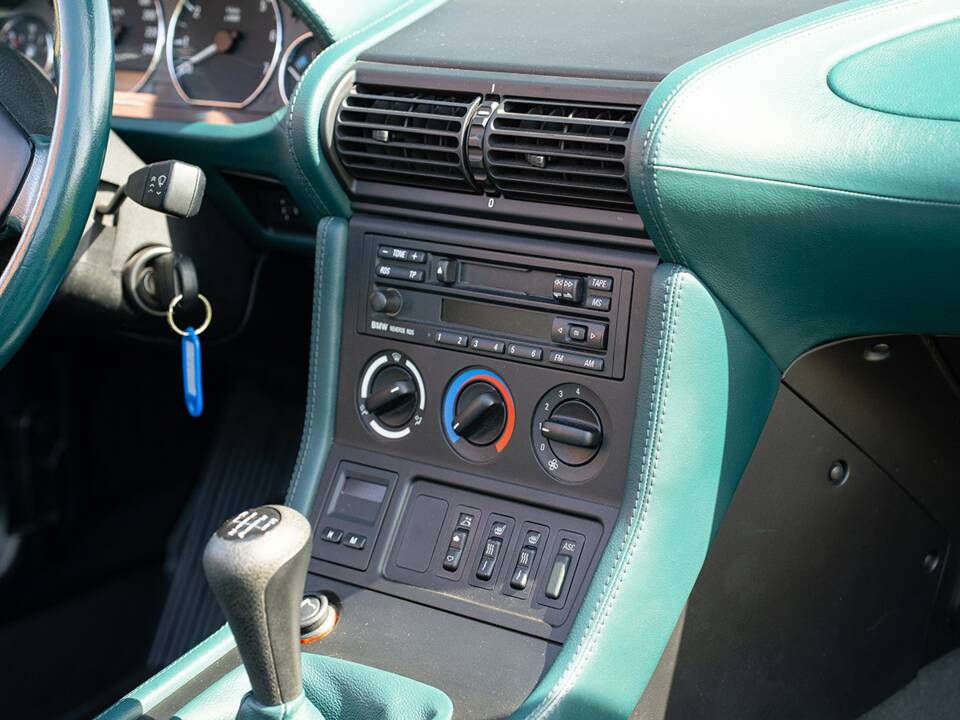 Bild 26/39 von BMW Z3 1.8 (1998)