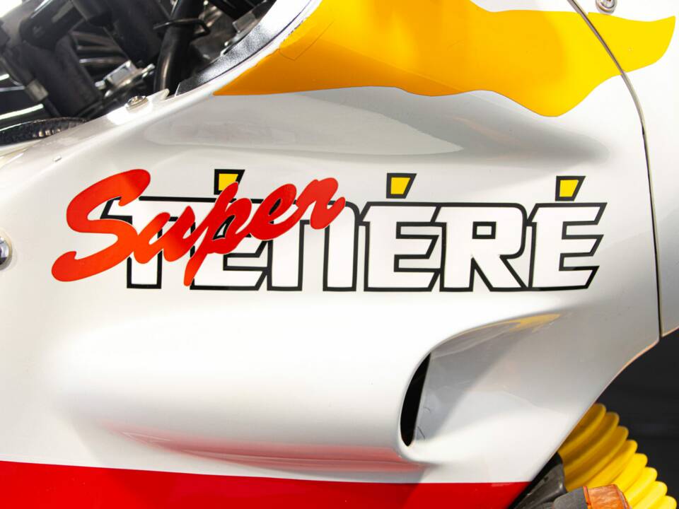 Image 27/35 de Yamaha XTZ 750 Super Ténéré (1989)