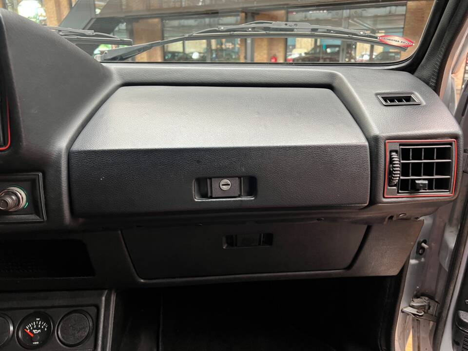 Image 18/33 de Volkswagen Golf I GTI 1.6 (1980)