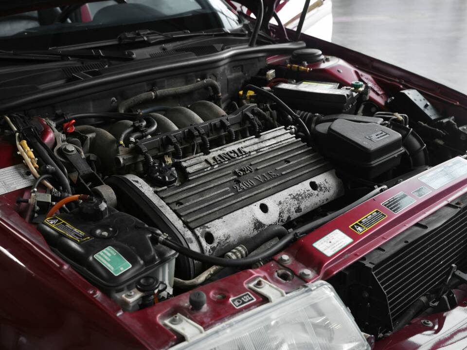 Immagine 19/28 di Lancia Kappa SW 2.4 td (1997)