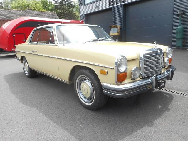 Imagen 2/20 de Mercedes-Benz 280 C (1973)