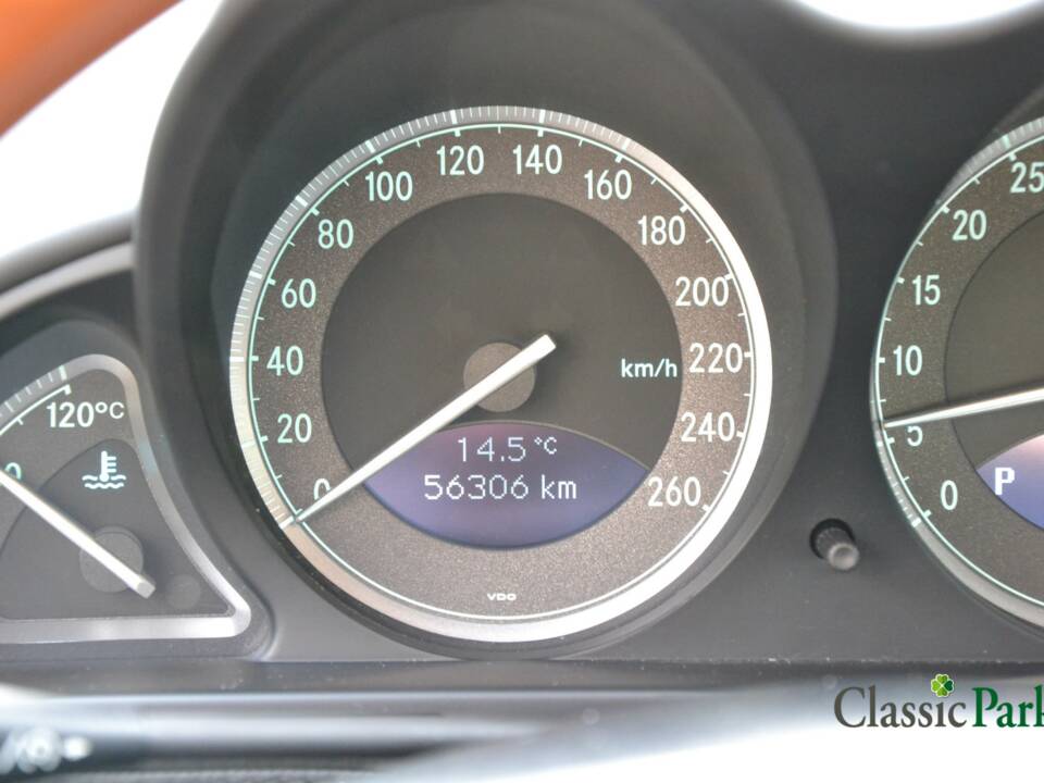 Immagine 45/50 di Mercedes-Benz SL 600 (2004)