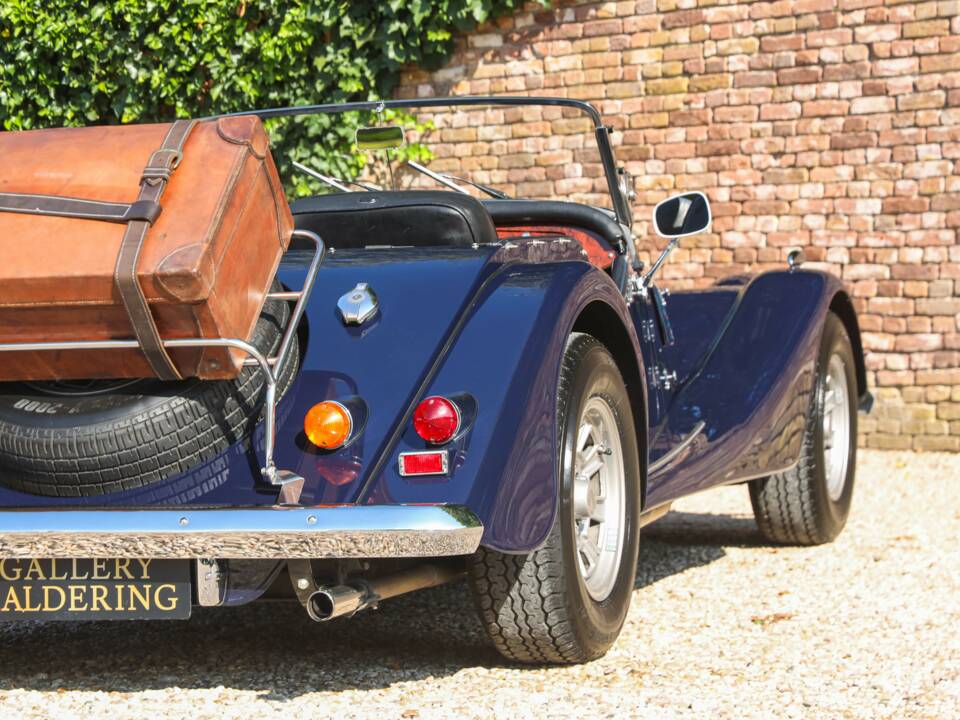 Image 42/50 of Morgan Plus 8 (1982)