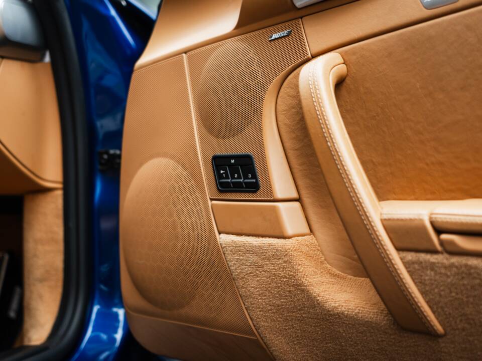 Bild 38/51 von Porsche 911 Carrera 4 GTS (2011)