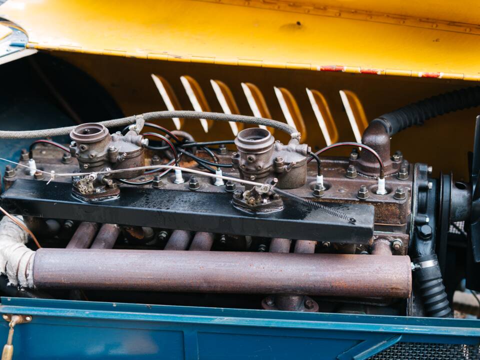 Image 24/25 of Pontiac Economy Eight Special (1933)