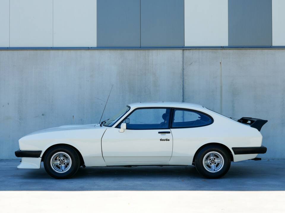 Image 3/39 de Ford Capri 2,8 Turbo (1982)
