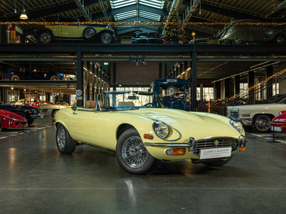 Imagen 2/28 de Jaguar E-Type V12 (1974)