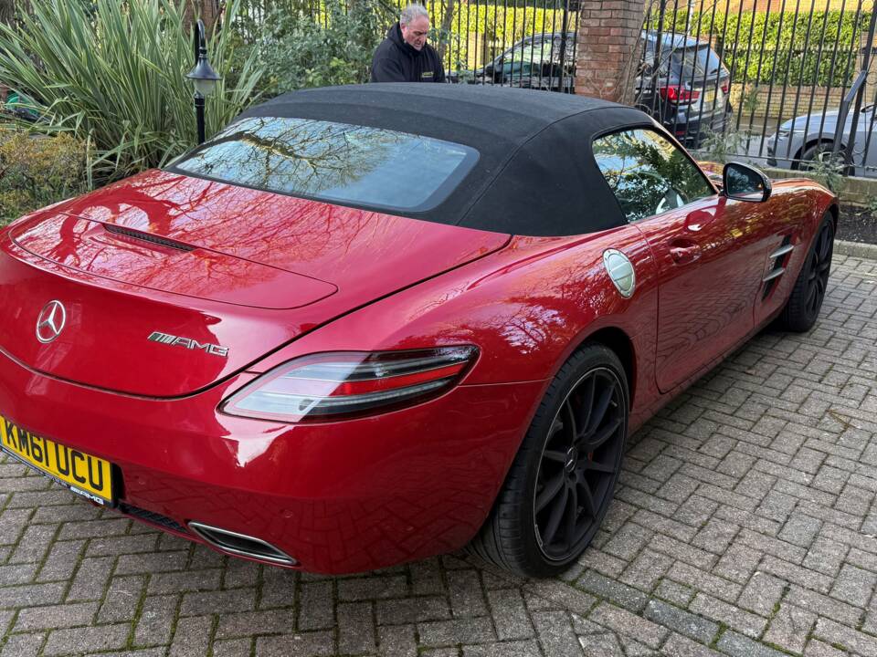 Afbeelding 3/6 van Mercedes-Benz SLS AMG Roadster (2011)