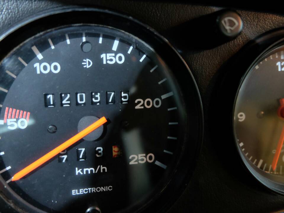 Bild 8/35 von Porsche 911 2.7 S (1975)