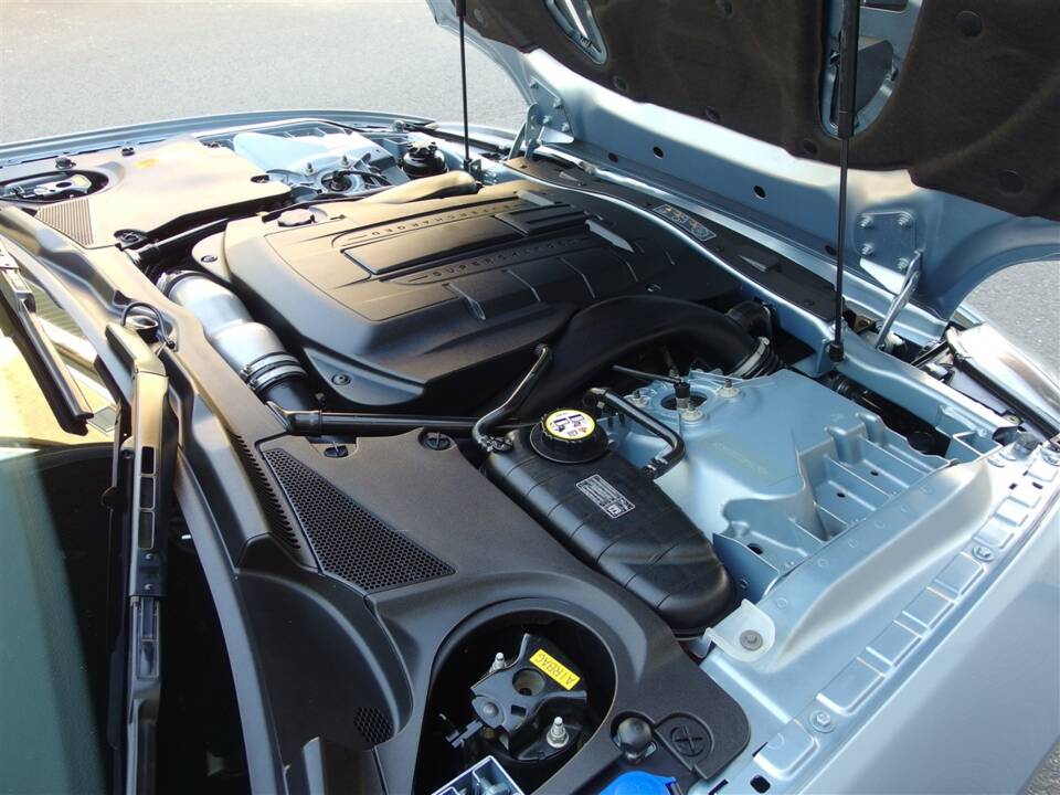 Bild 76/100 von Jaguar XKR (2008)