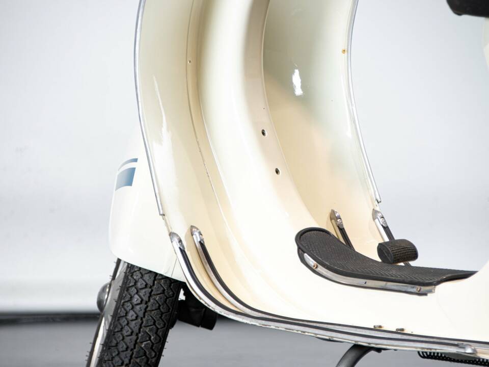 Image 25/33 of Piaggio DUMMY (1982)