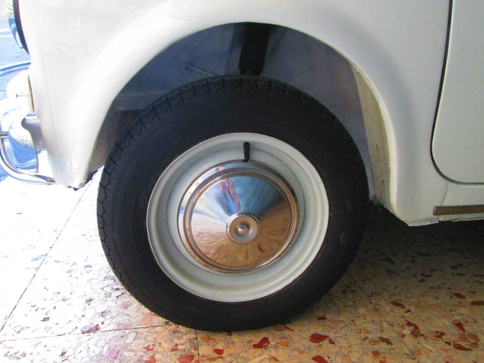Immagine 17/60 di FIAT 500 L (1972)