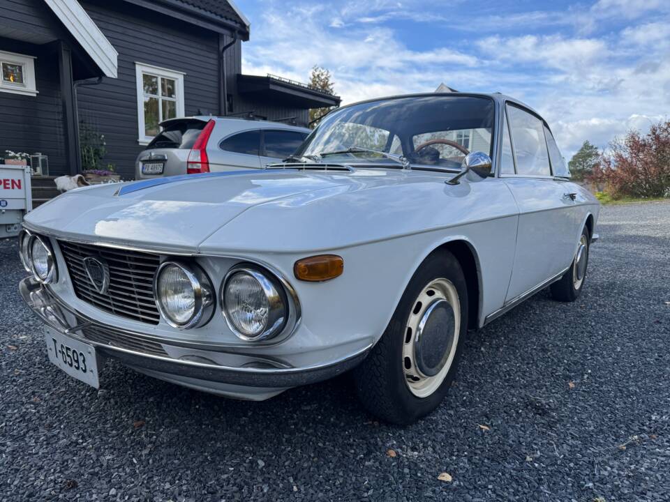 Image 30/41 of Lancia Fulvia Coupe (1966)