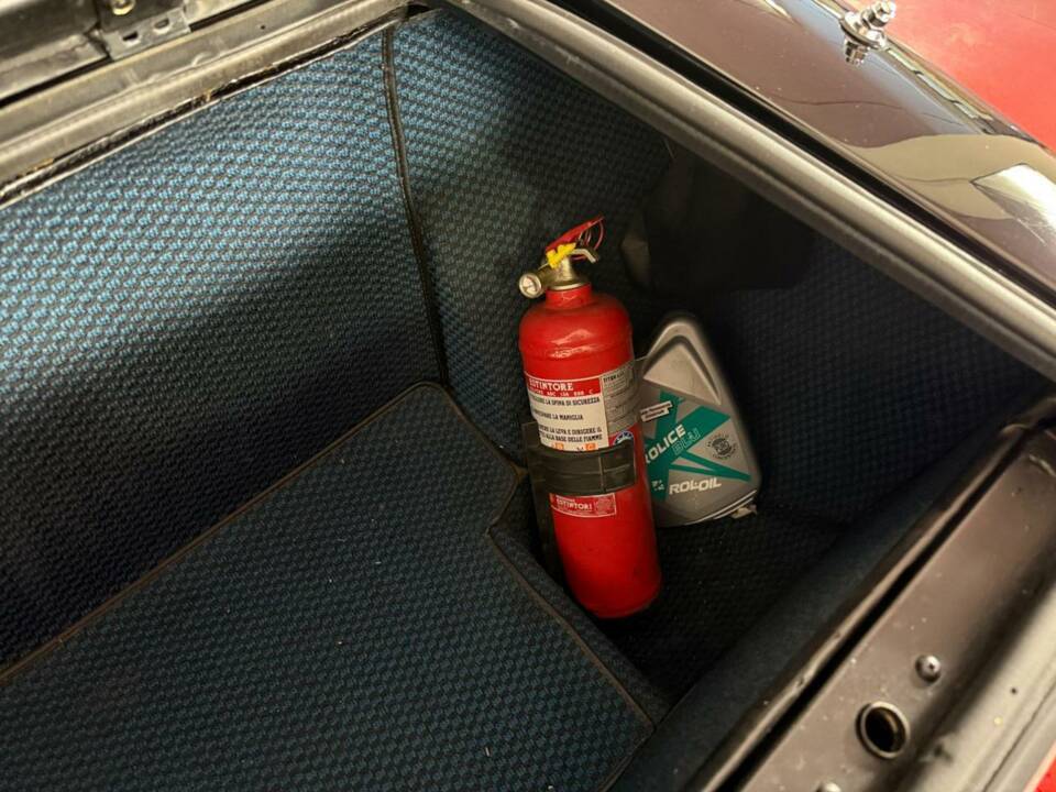 Image 34/50 of Ferrari Dino 208 GT4 (1980)