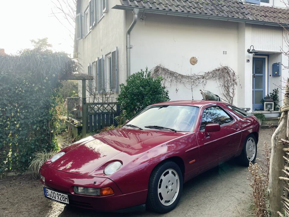 Afbeelding 35/45 van Porsche 928 S4 (1988)