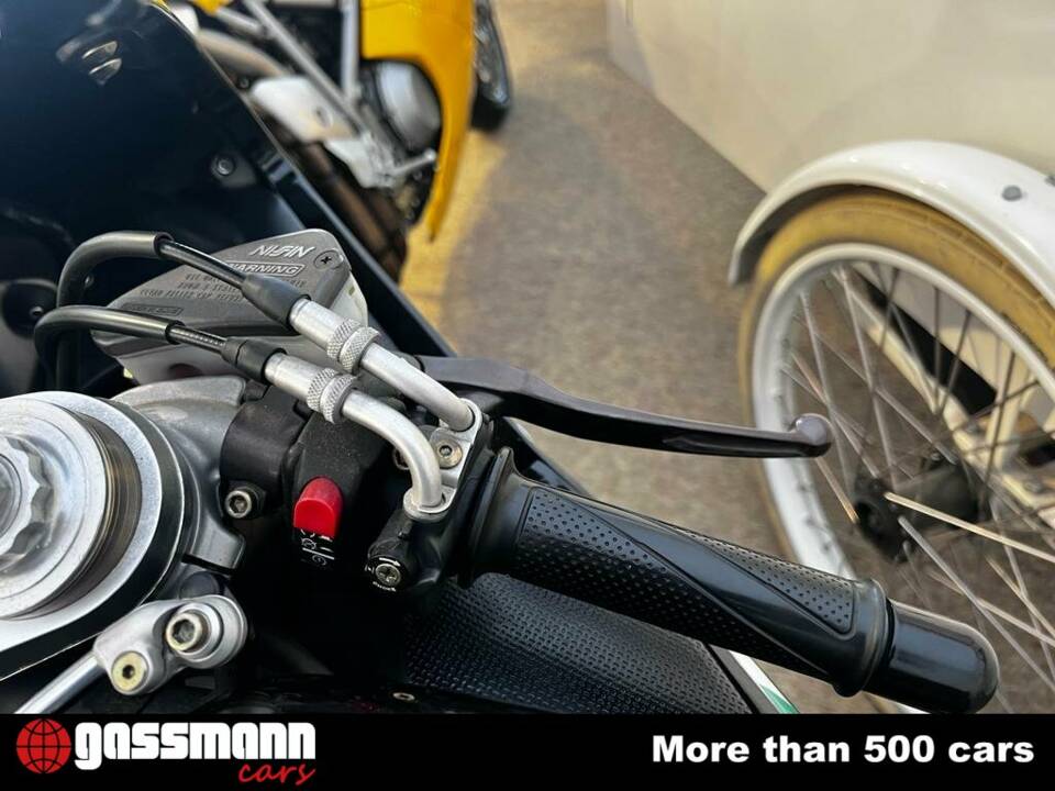 Bild 8/15 von MV Agusta DUMMY (2006)