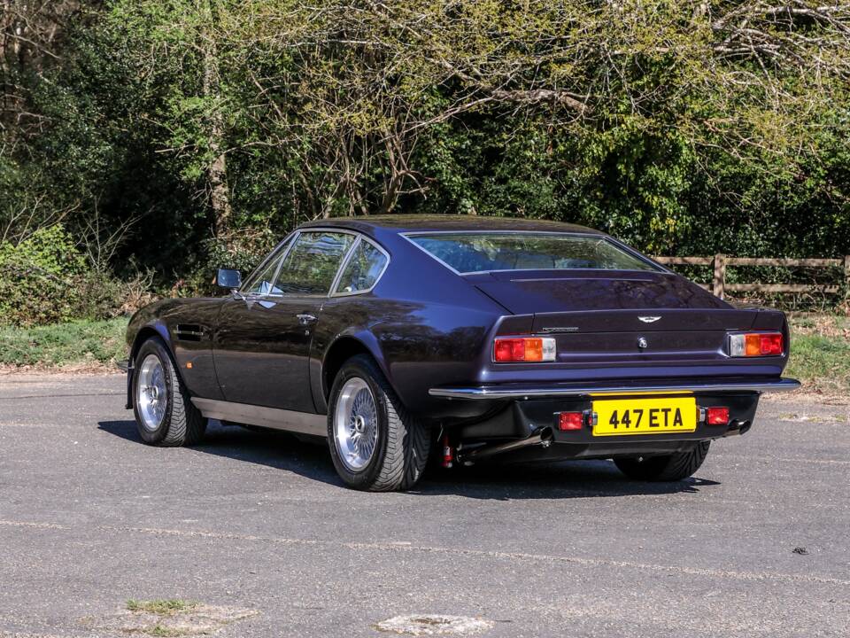 Immagine 39/42 di Aston Martin V8 (1972)