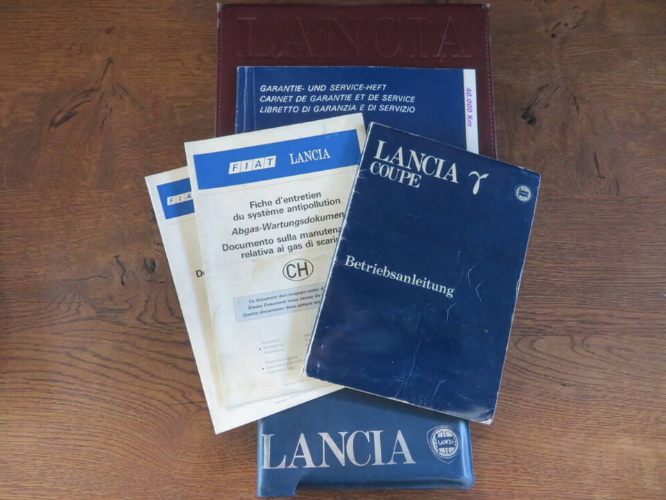 Bild 18/18 von Lancia Gamma Coupe 2500 I.E. (1981)