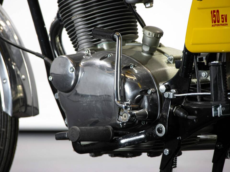 Imagen 9/50 de Gilera 150 Autostrada (1971)