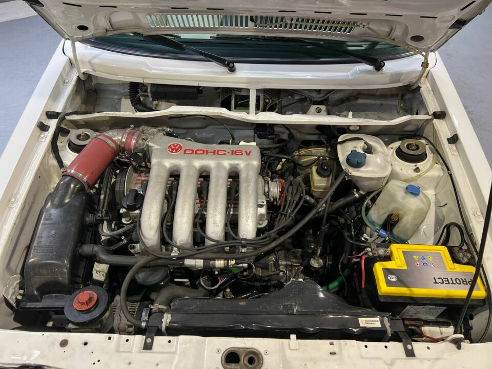 Immagine 31/68 di Volkswagen Golf III GTI 2.0 (1993)