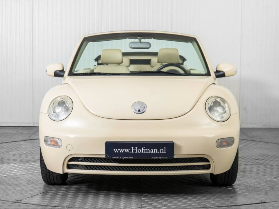 Bild 14/50 von Volkswagen New Beetle 1.6 (2003)