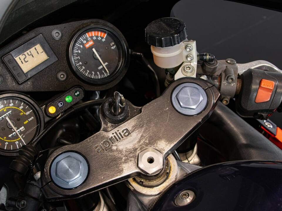 Image 46/50 of Aprilia RS 125 (1999)