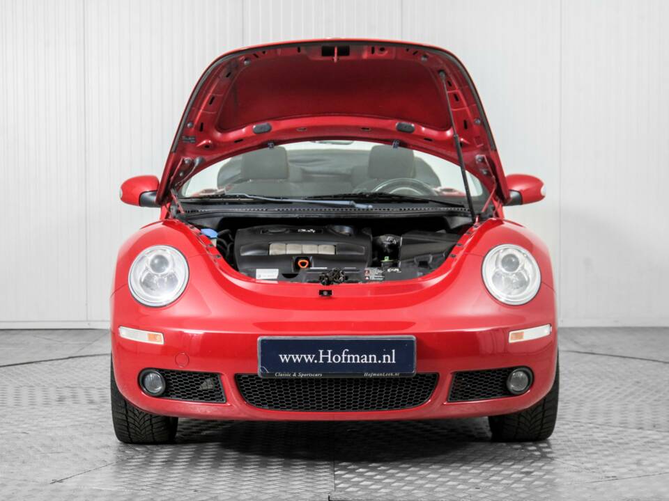 Image 37/50 de Volkswagen New Beetle 2.0 (2006)