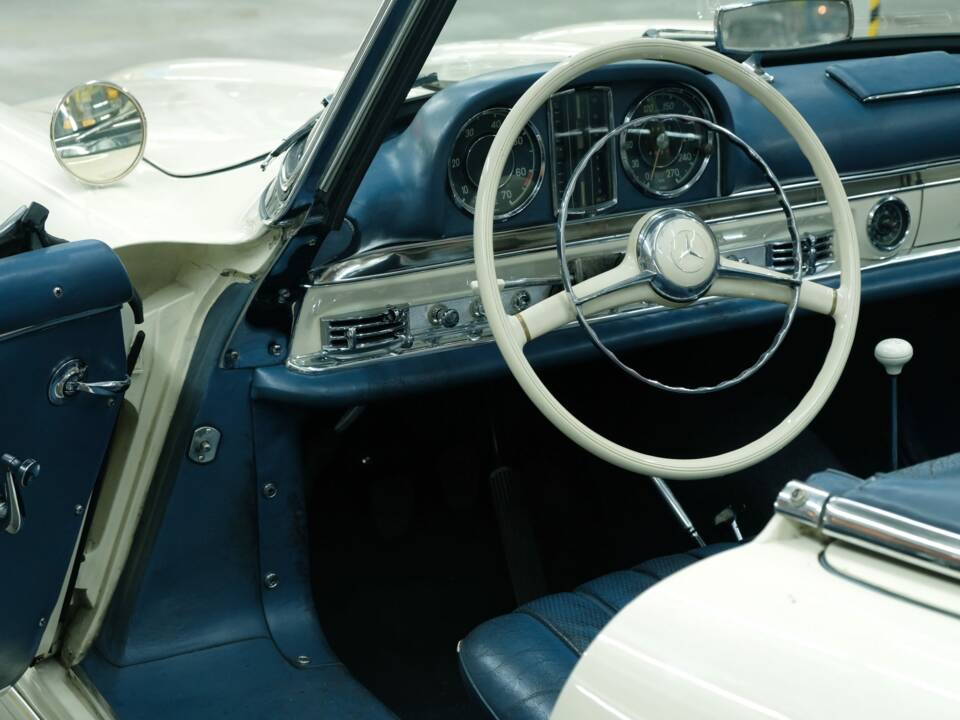 Bild 42/50 von Mercedes-Benz 300 SL Roadster (1959)