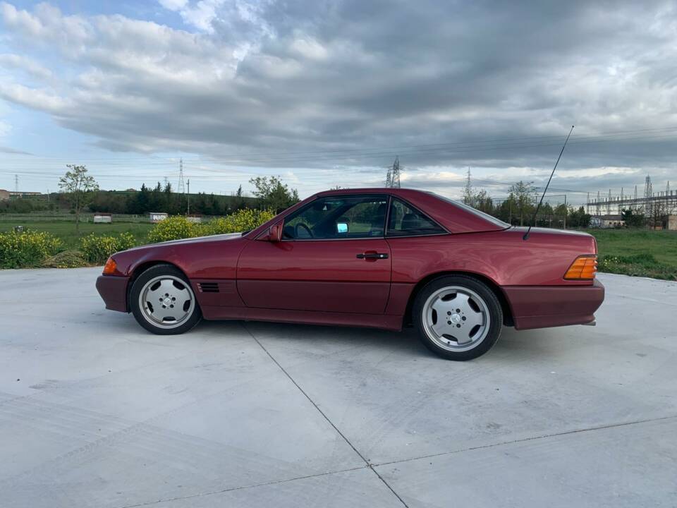 Image 6/30 of Mercedes-Benz 300 SL-24 (1992)