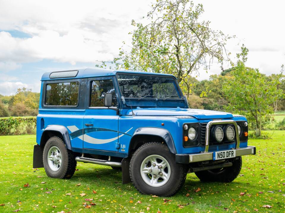 Image 1/50 of Land Rover Defender 90 "50th Anniversary" (1998)