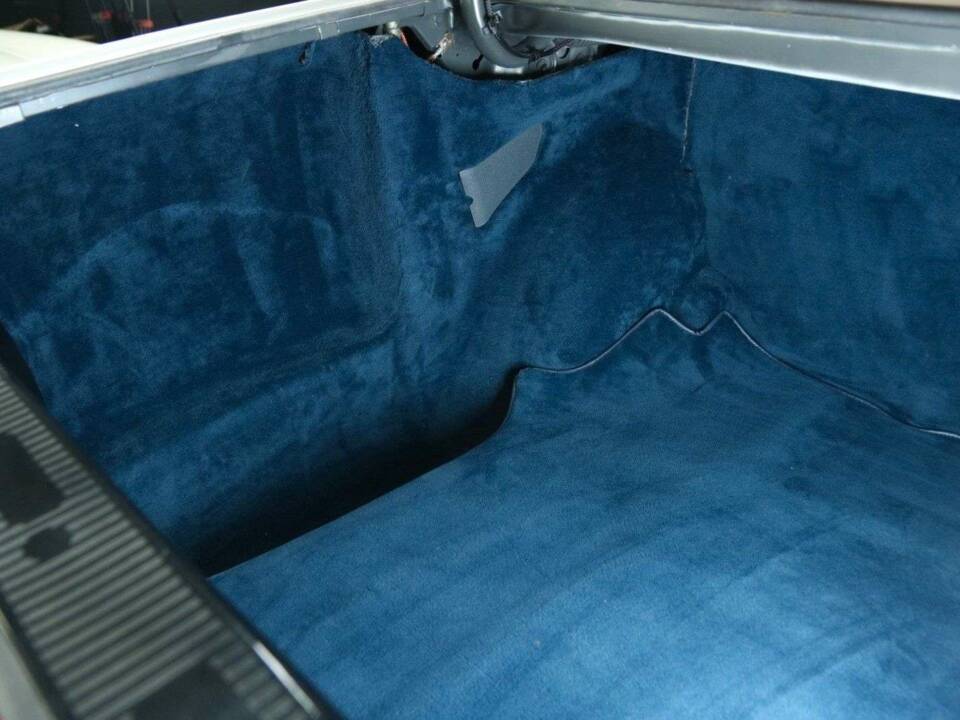 Bild 37/50 von Mercedes-Benz 560 SEC (1988)