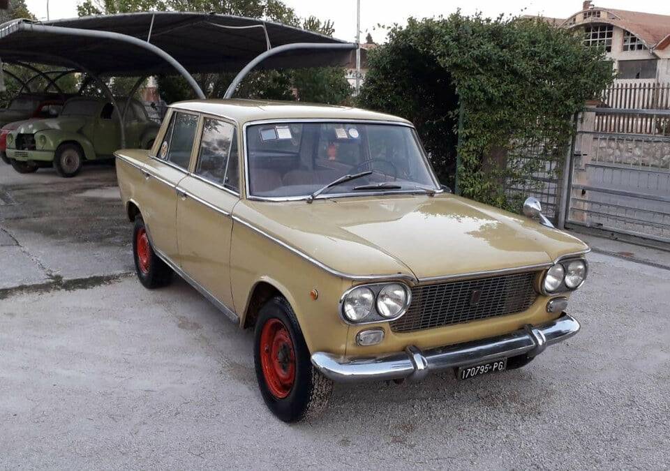 Imagen 1/5 de FIAT 1300 (1962)