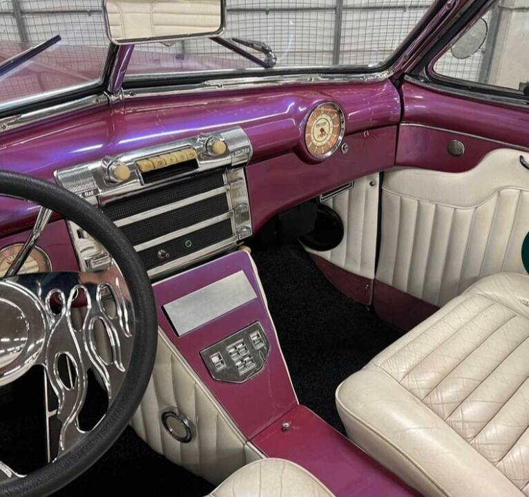 Bild 51/89 von Buick 50 Super Convertible (1947)