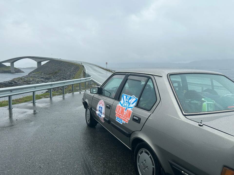 Afbeelding 2/16 van Volvo 360 (1988)