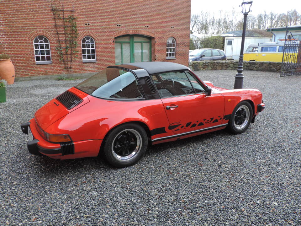 Imagen 9/17 de Porsche 911 Carrera 3.0 (1977)