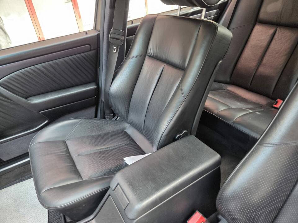 Bild 13/16 von Mercedes-Benz C 36 AMG (1994)
