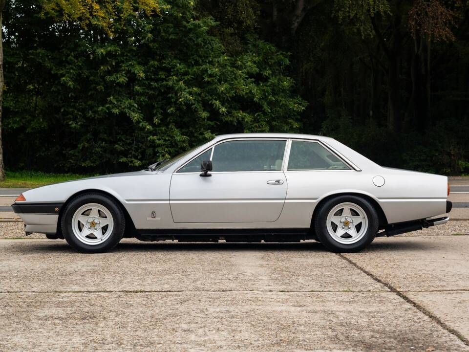 Image 10/38 of Ferrari 400i (1981)
