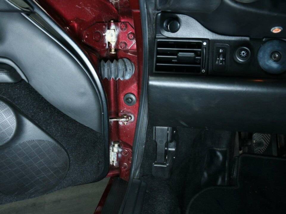 Image 12/50 de Porsche 911 Carrera 4S (1996)