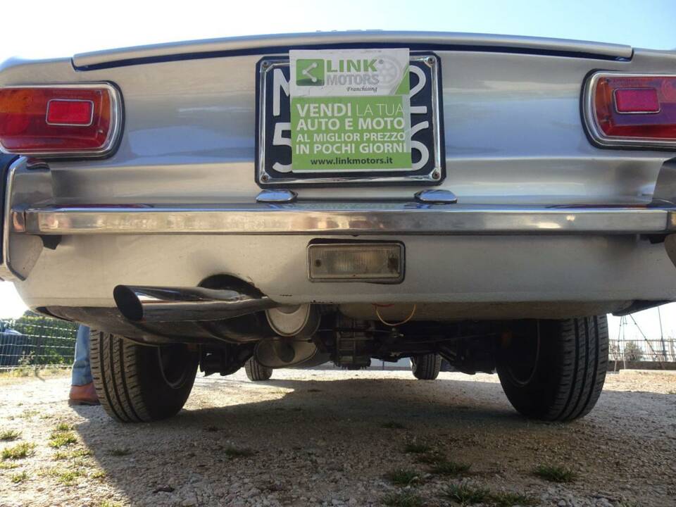 Image 43/50 of Alfa Romeo 1750 GT Veloce (1971)