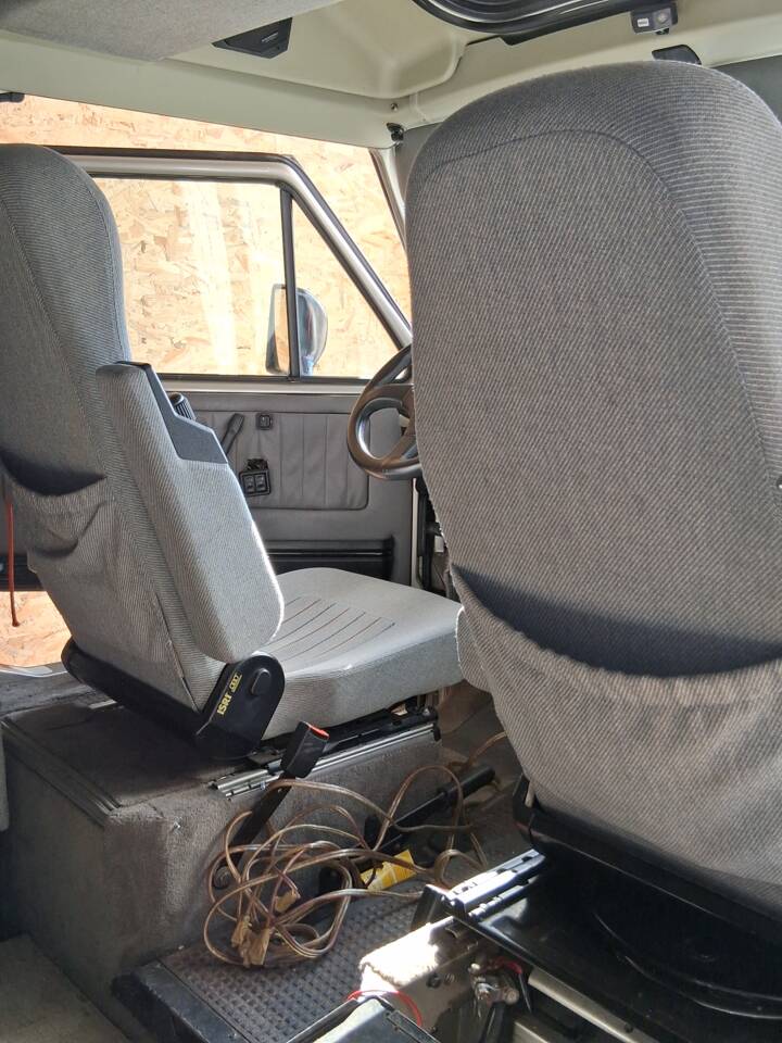 Image 21/78 of Volkswagen T3 Dehler Profi Syncro (1989)