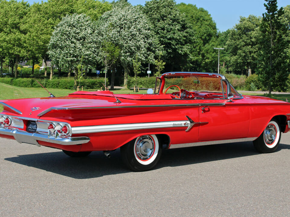 Bild 5/31 von Chevrolet Impala Convertible (1960)
