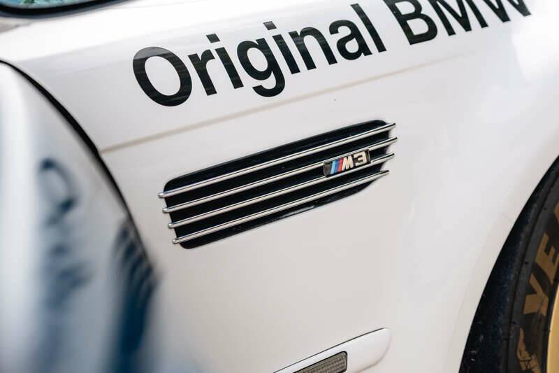 Immagine 32/50 di BMW M3 (2005)