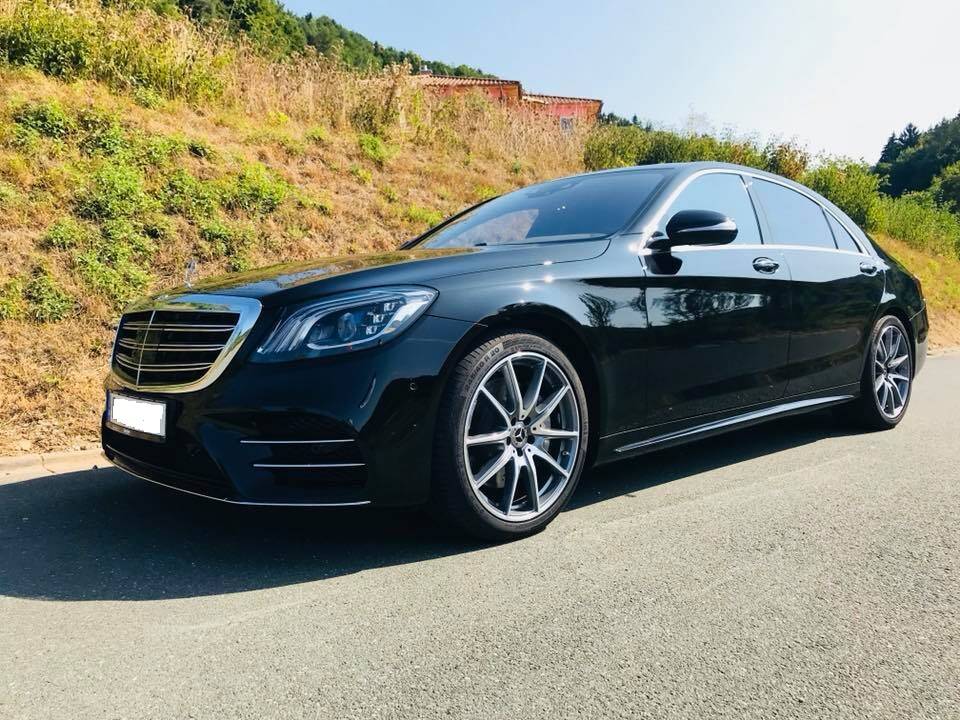 Image 2/12 of Mercedes-Benz S 560 L 4MATIC (2018)