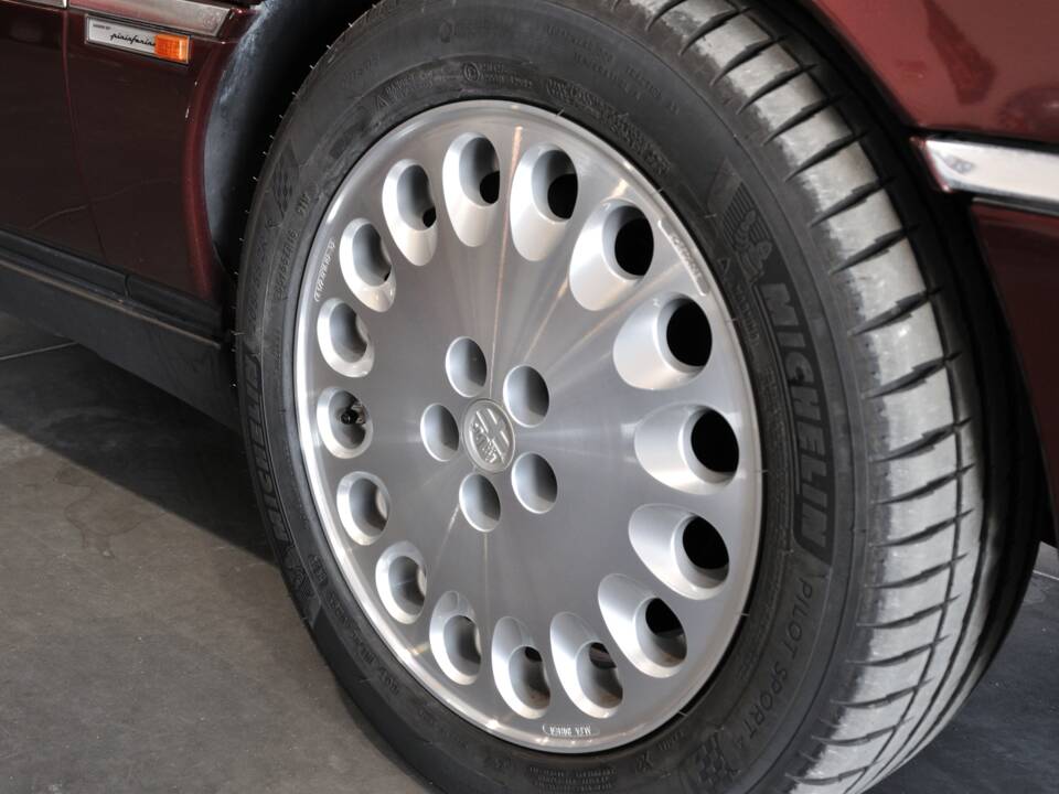 Bild 6/23 von Alfa Romeo 164 2.0 Super V6 (1993)